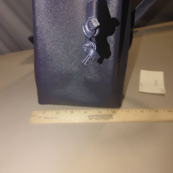 Hide Zabari Navy Blue Drawstring Bucket Bag Detachable Pouch Adjustable Strap - Picture 5 of 8